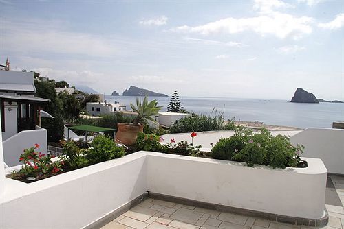 Hotel La Terrazza Panarea Extérieur photo